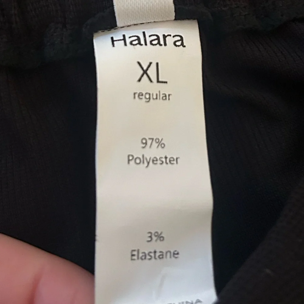 HALARA Black Pants - Picture 3 of 4